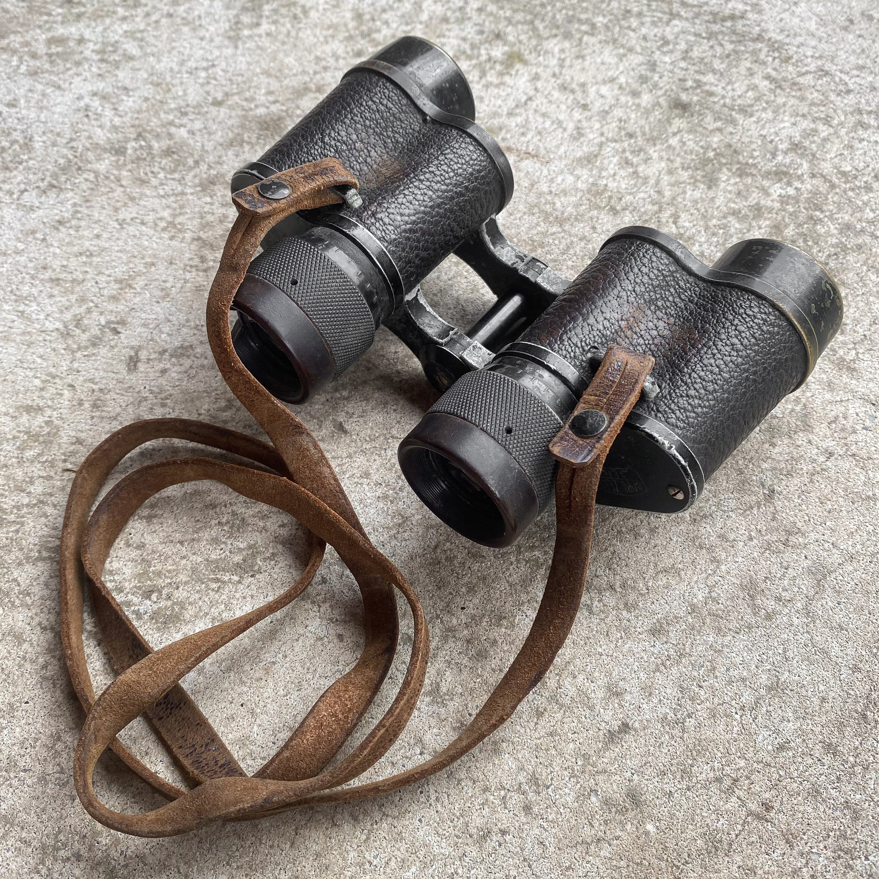 antique-vintage-30s-1930s-carl-zeiss-jena-delturis-binoculars-obtics-lenses-gear-collection-decor-gift-hunting-hiking (9)