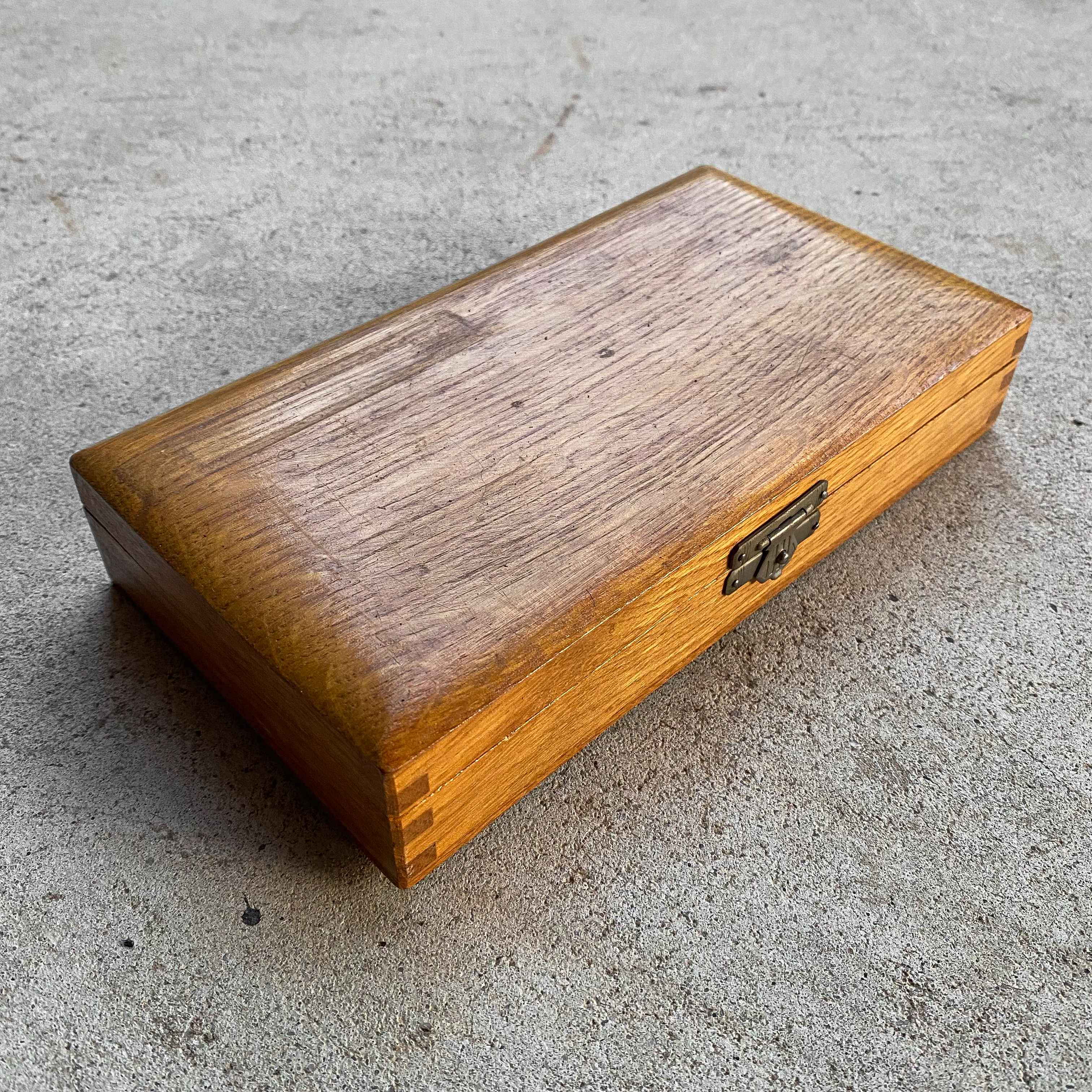 antique-vintage-20s-1920s-dutch-surgical-medical-set-scalpels-wooden-box-curiosity-curiosities-oddity-collection-decor-gift-roots-revived (1)