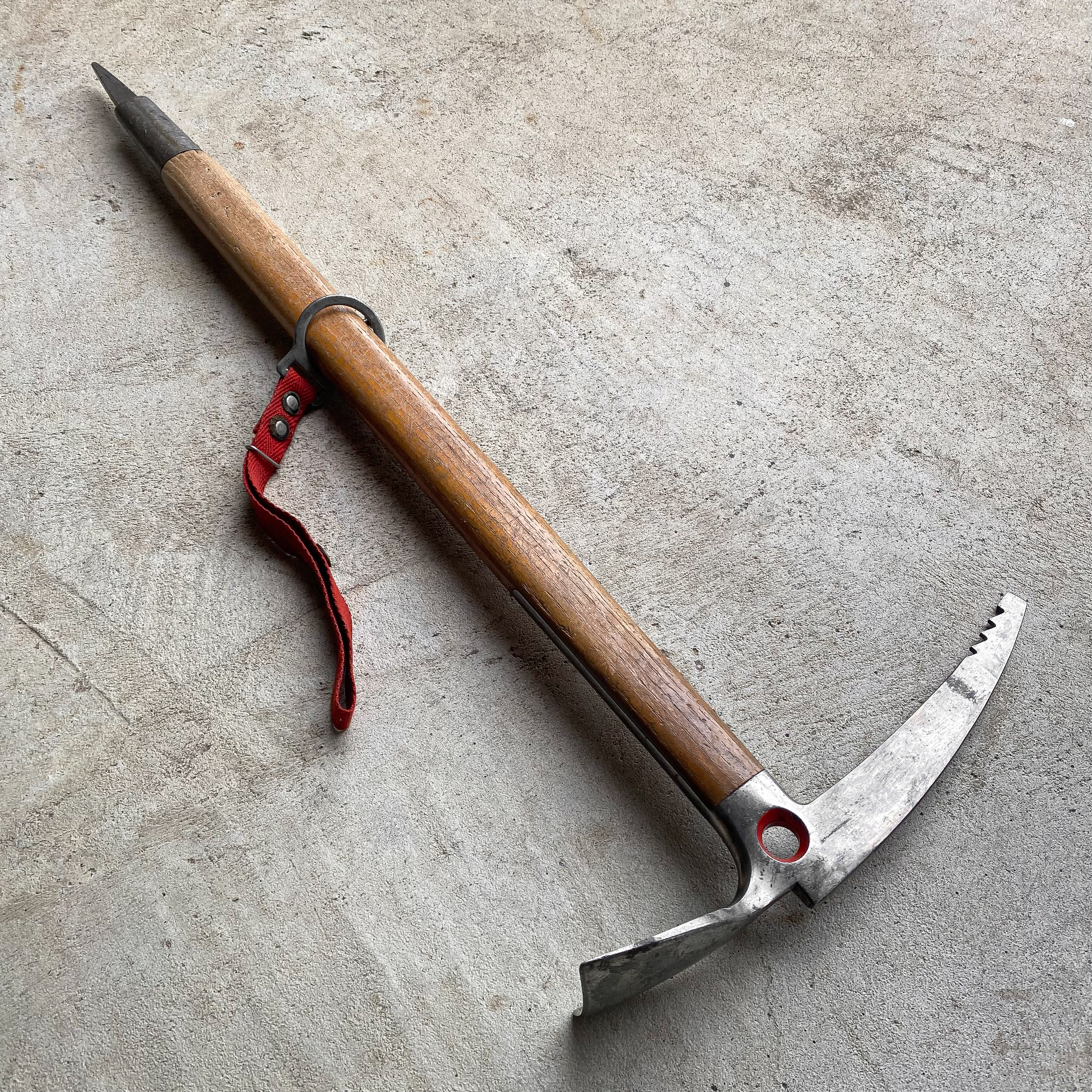 vintage-50s-1950s-french-glaudius-simond-chamonix-mont-blanc-piolet-ice-axe-ax-climbing-alpinism-mountaineering-mountain-decor-gear-gift (2)