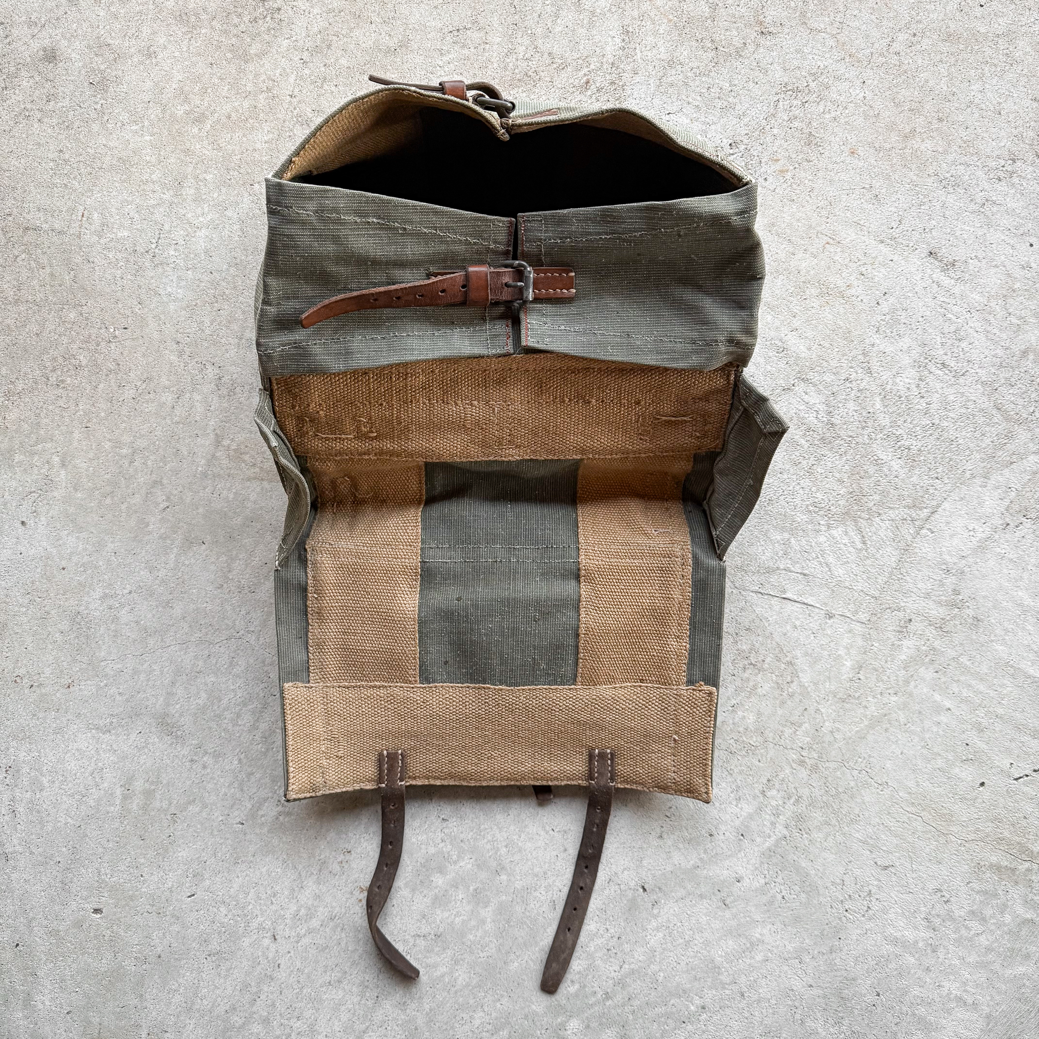 Vintage 1940s 40s WWII Era Swiss Army Leather Canvas Rucksack Backpack Pack Bag Gear Rugged Style Hiking Everyday Green Brown