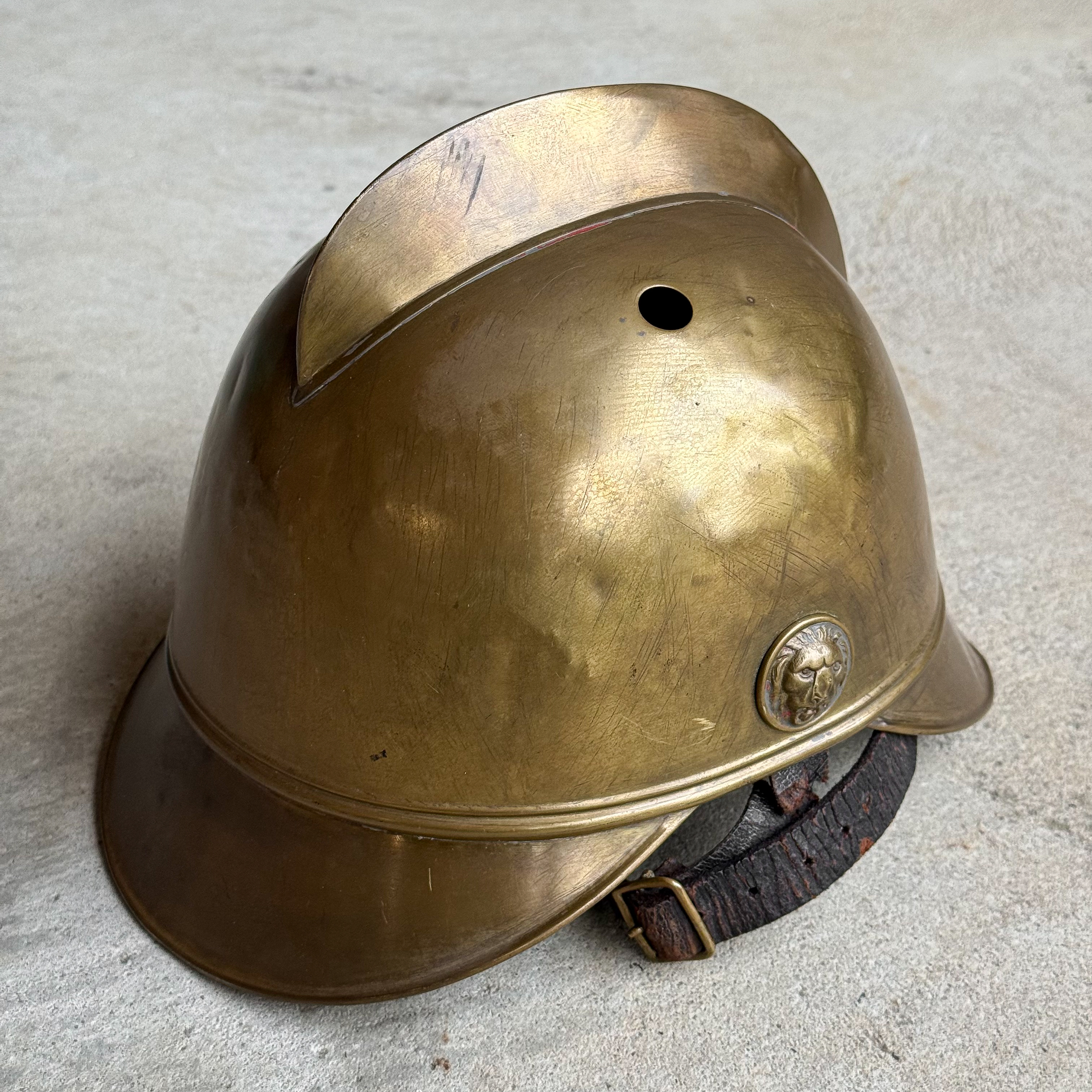 antique-vintage-early-1900s-german-bavarian-firemen-fireman-helmet-fire-brigade-collection-fighter-curiosity-decor (11)