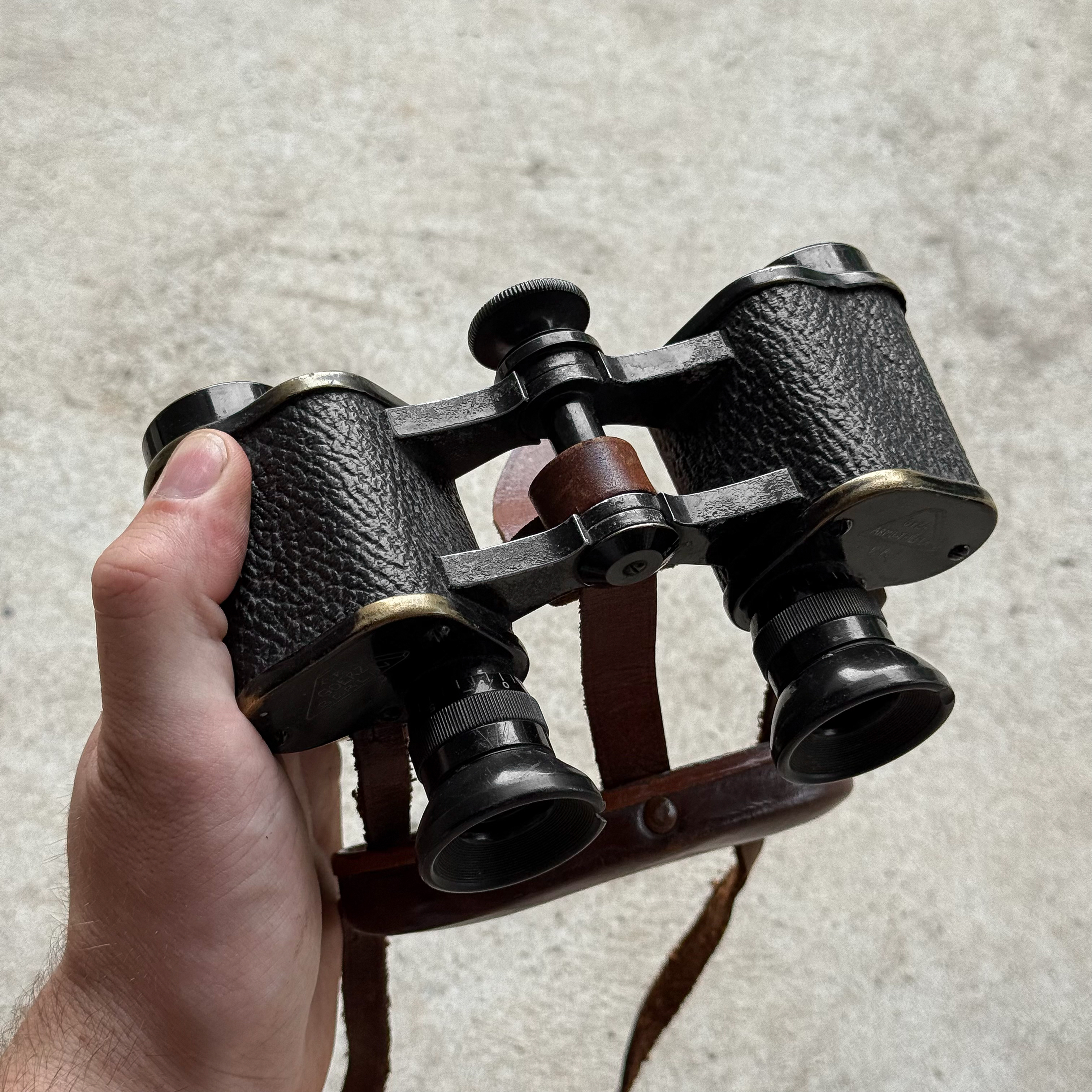 antique-vintage-german-goerz-berlin-armee-trieder-1916-WWI-era-swiss-army-military-binoculars-leather-case-collection-decor-gift-militaria (4)
